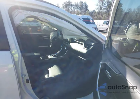 2019 Toyota Rav4 Xle Premium z USA, uszkodzony, nr VIN JTMA1RFV9KJ007728